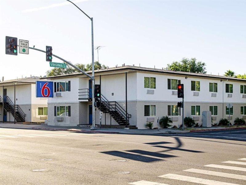 Motel 6-Modesto, Ca - Downtown Zewnętrze zdjęcie