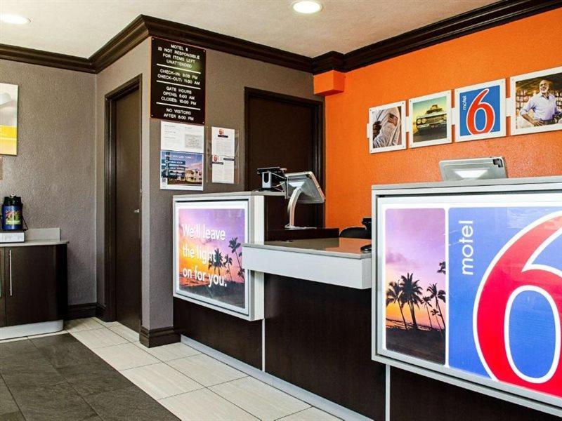 Motel 6-Modesto, Ca - Downtown Zewnętrze zdjęcie