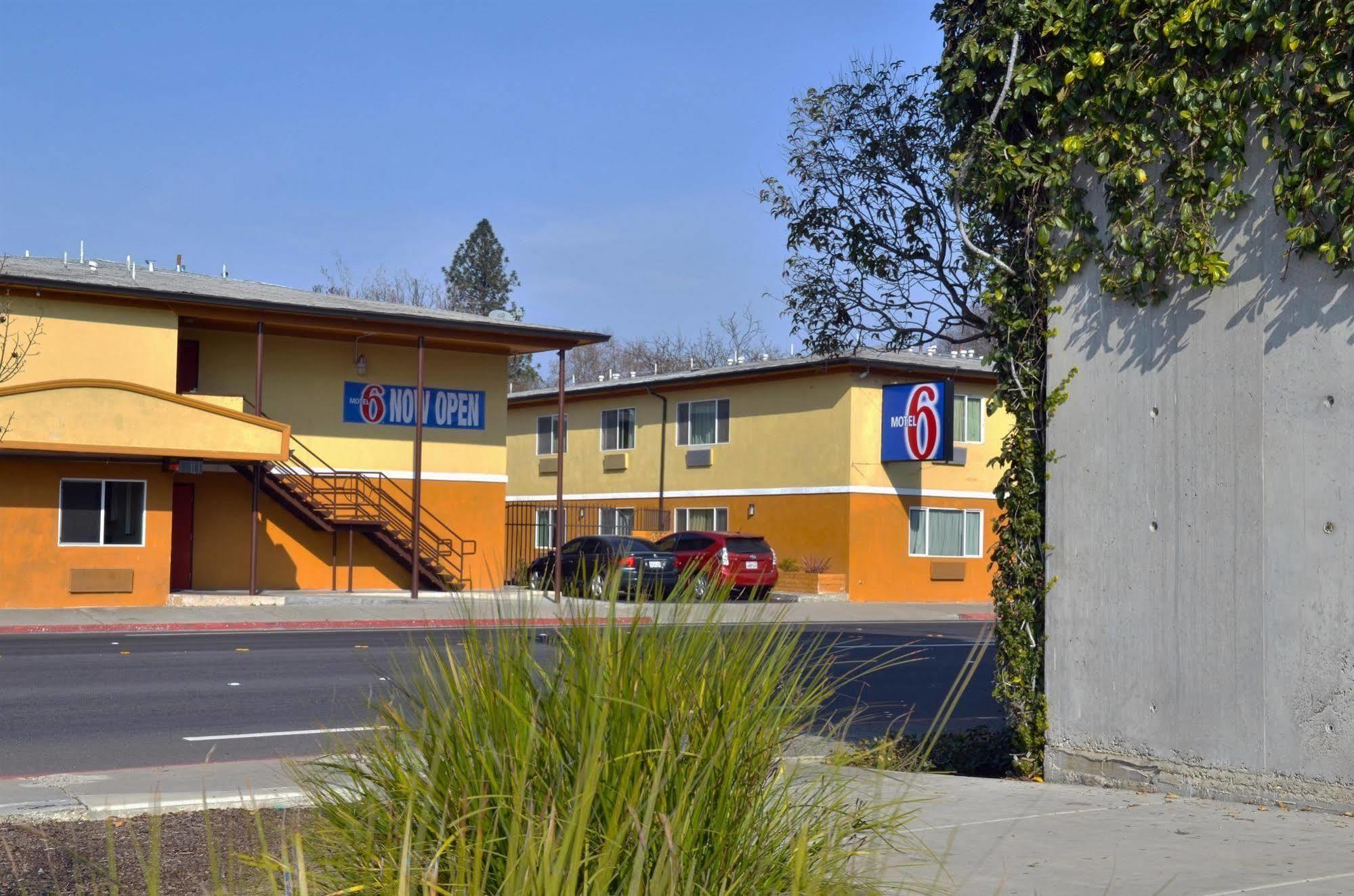 Motel 6-Modesto, Ca - Downtown Zewnętrze zdjęcie