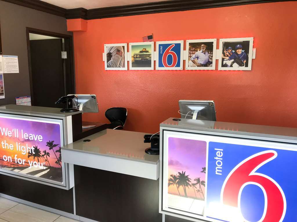 Motel 6-Modesto, Ca - Downtown Wnętrze zdjęcie